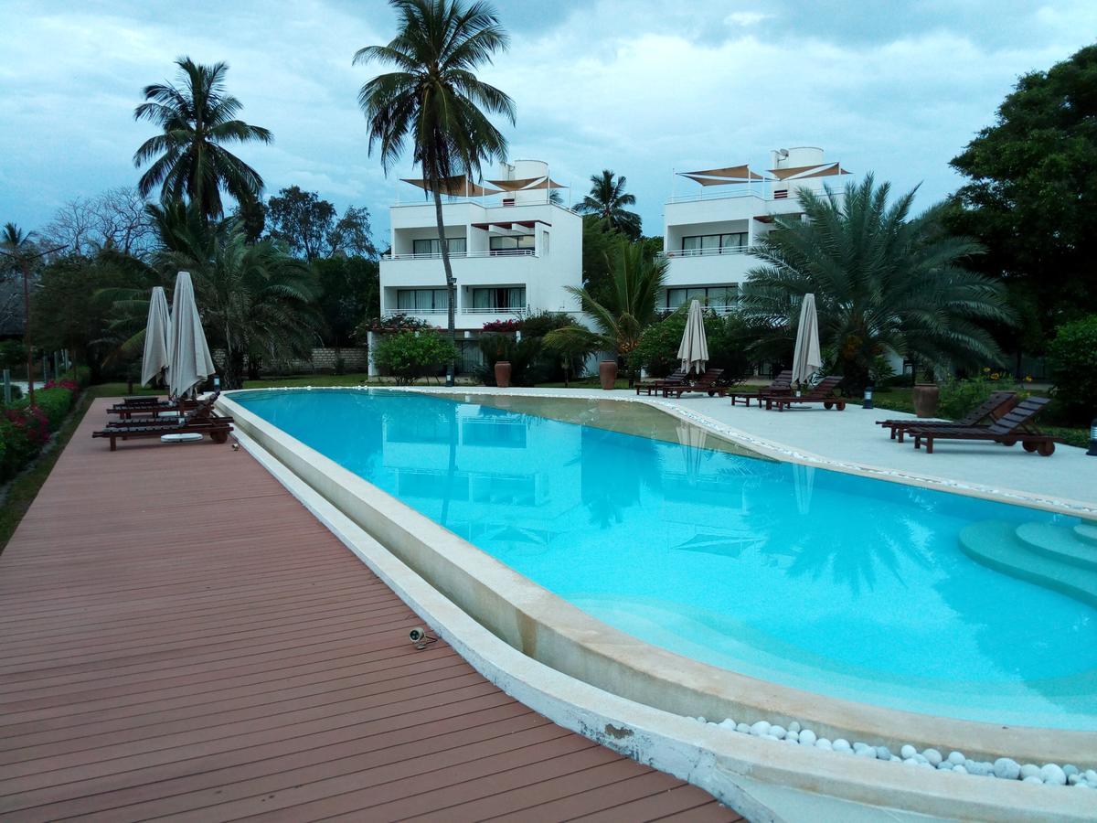 Villa Kalista Luxury Villas Diani Beach Exterior photo